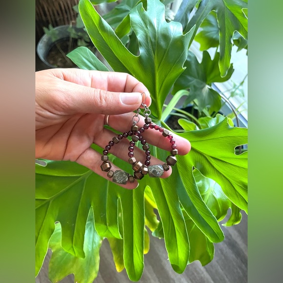 Labradorite - Hematite - Garnet Earrings - Picture 5 of 5